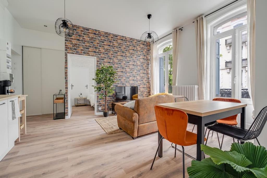 Grand Appartement «  City » Spacieux Et Moderne Saint-Etienne  Extérieur photo